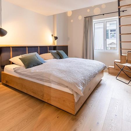 Gyger Restaurant Confiserie B&B Thusis Eksteriør bilde